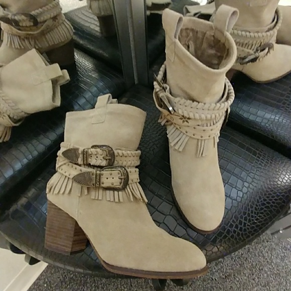 Shyanne Shoes - Shyanne Suede Boots